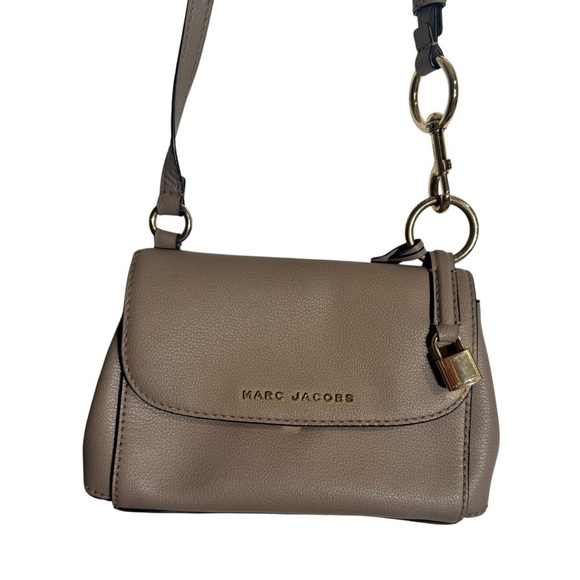 Marc Jacobs Mini Boho Grind Crossbody Purse Pebbled Leather Taupe Designer Bag - Picture 3 of 9